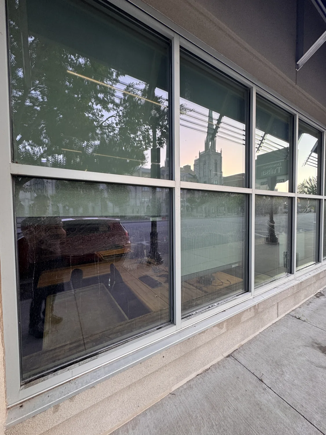 Façade glass · Tulsa
